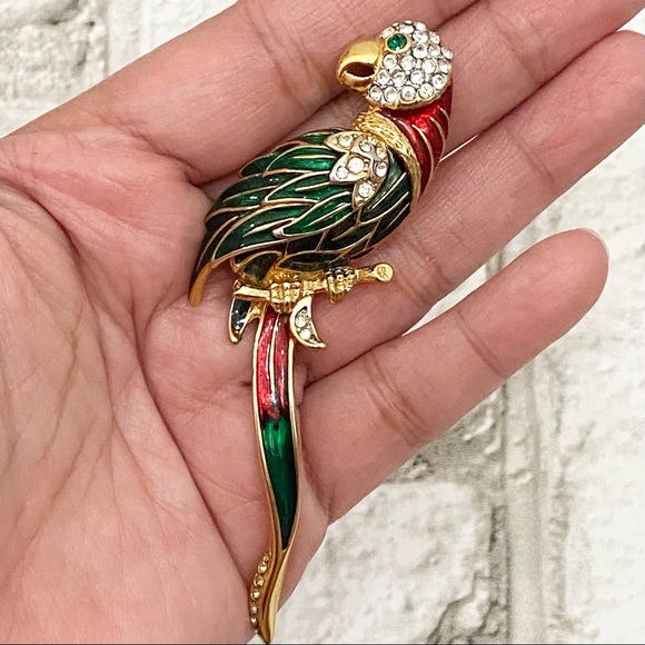 Vintage Unsigned Enamel Parrot Bird Brooch NOS - Picture 2 of 13
